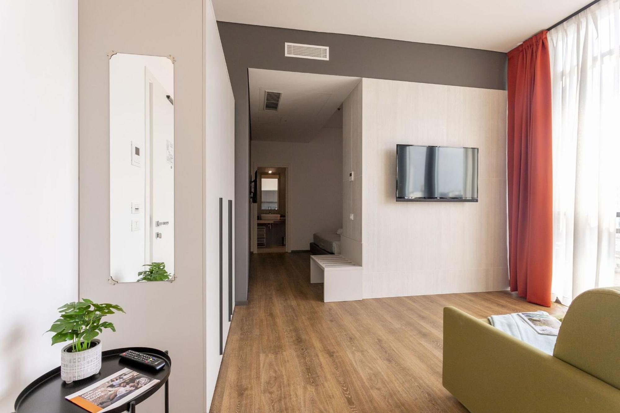 Htm Venice By Halldis Apartment