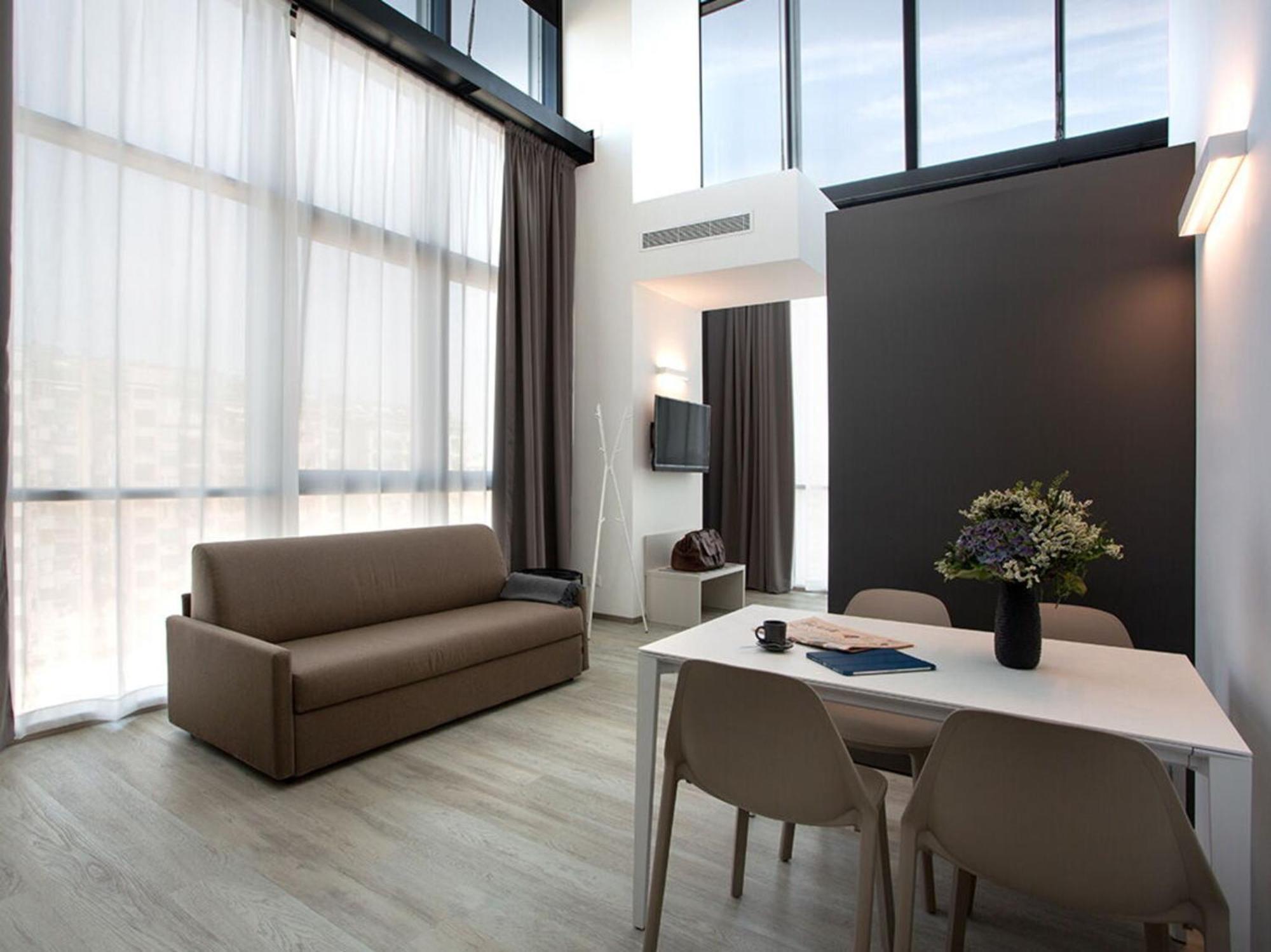 Htm Venice By Halldis Apartment *